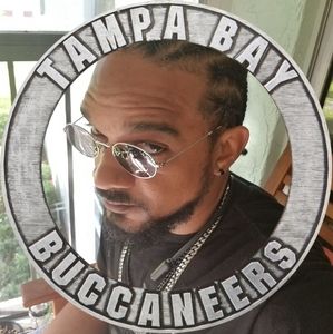 Meet your Posher, D.j.